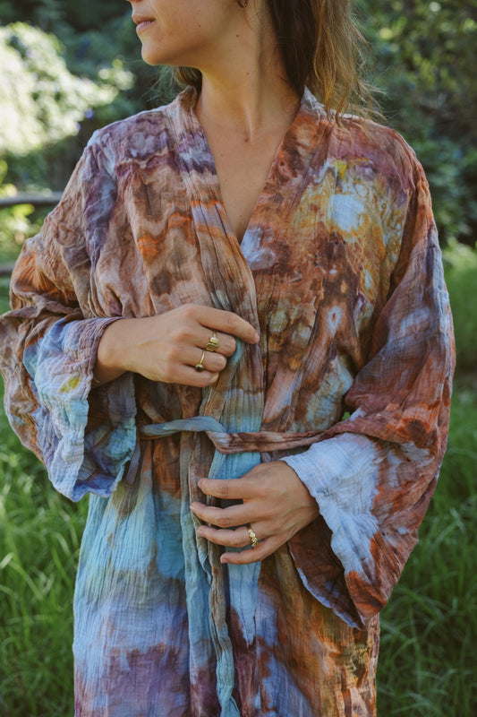 Robe 8 of 9