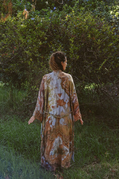 Robe 6 of 9