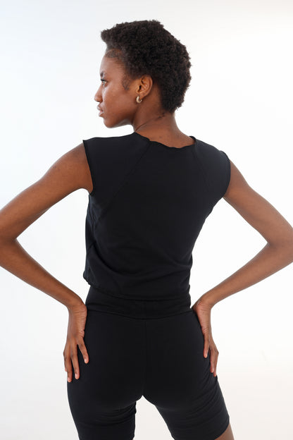 The Raglan Tank - Black